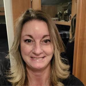 Meet your Posher, Lisa